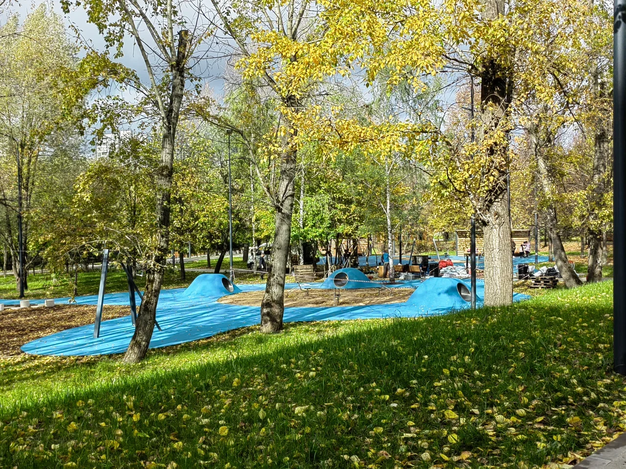 Фото Детская площадка в парке Яуза (у Широкой улицы) №2 - развлечение в Москве | Досугатор